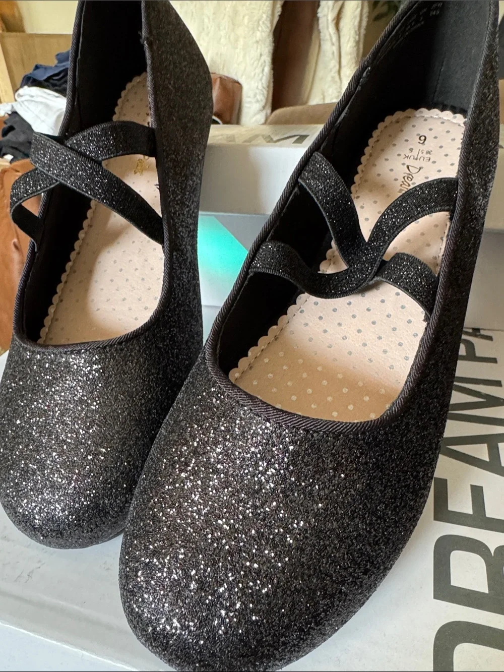 Dream Pairs stylish black
